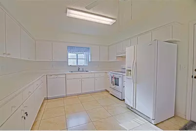 10046 SE 175th Street, Summerfield, FL 34491 - Photo 9