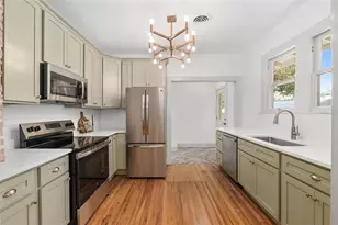 613 SE 10th St, Ocala, FL 34471 - Photo 5