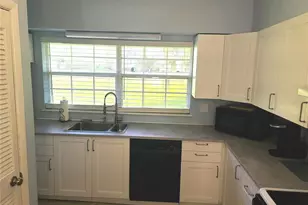 11001 SE Sunset Harbor Rd, Summerfield, FL 34491 - Photo 15