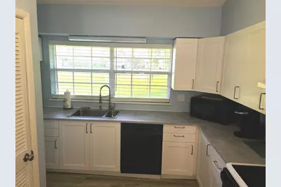 11001 SE Sunset Harbor Rd #C27, Summerfield, FL 34491 - Photo 9