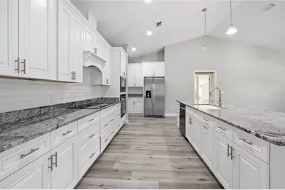 10080 SE 42nd Court, Belleview, FL 34420 - Photo 11