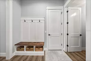 10561 NE 104th Cir, Oxford, FL 34484 - Photo 17