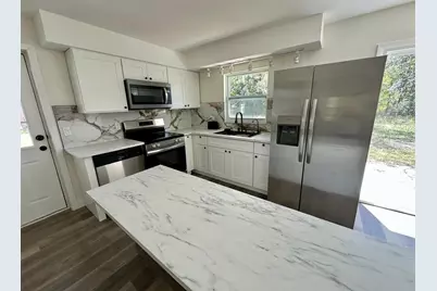 1812 Northeast 50th St, Ocala, FL 34479 - Photo 5