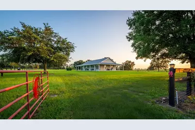 3650 SE 165th Avenue, Morriston, FL 32668 - Photo 1