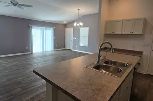 2803 Hull Ln, The Villages, FL 32163 - Photo 3