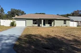 43 Pine Radial, Ocala, FL 34472 - Photo 1