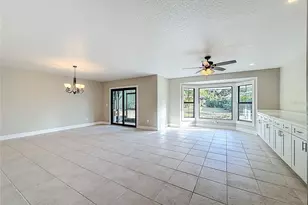 11603 W Bayshore Dr, Crystal River, FL 34429 - Photo 11