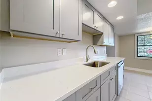 11603 W Bayshore Dr, Crystal River, FL 34429 - Photo 23