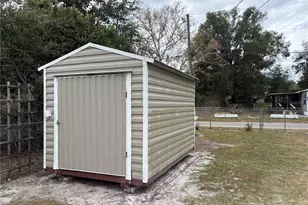 551 SE 129th Ct, Silver Springs, FL 34488 - Photo 3