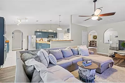 880 W Rum Place, Dunnellon, FL 34434 - Photo 17