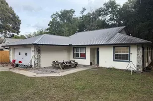 261 E Country Club Dr, Williston, FL 32696 - Photo 1