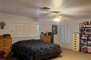 261 E Country Club Dr, Williston, FL 32696 - Photo 5