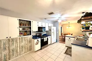 521 S Jefferson St, Beverly Hills, FL 34465 - Photo 17