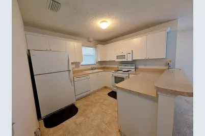 2598 Hialeah Avenue, The Villages, FL 32162 - Photo 11