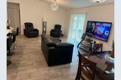 4137 NE 20th Place, Cape Coral, FL 33909 - Photo 5