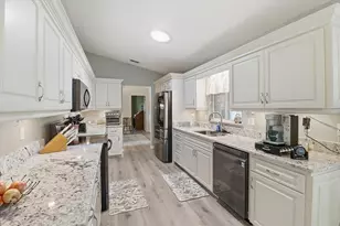 11263 SW 138th Ln, Dunnellon, FL 34432 - Photo 9