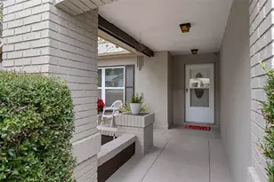 8095 Philatelic Dr, Spring Hill, FL 34606 - Photo 5