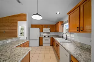 14117 SW 115th Cir, Dunnellon, FL 34432 - Photo 9