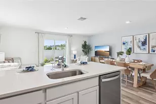 8324 Gower Trl, Wildwood, FL 34785 - Photo 5