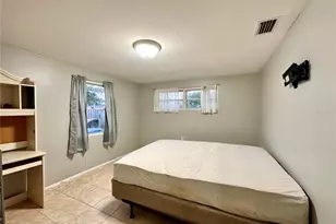 10273 109th Ave, Largo, FL 33773 - Photo 11