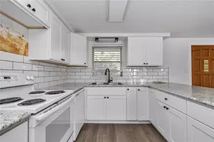 11440 E Blue Cove Dr, Dunnellon, FL 34432 - Photo 9