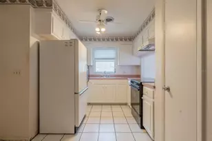 5 Spring Lake Ln, Ocala, FL 34472 - Photo 9