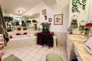 17725 Powerline Rd, Dade City, FL 33523 - Photo 27