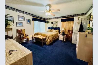 17725 Powerline Road, Dade City, FL 33523 - Photo 23