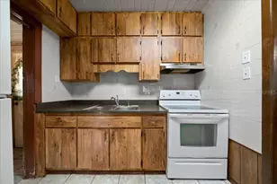 618 NE 21st St, Ocala, FL 34470 - Photo 15