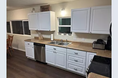 8121 County Road 243B, Wildwood, FL 34785 - Photo 9