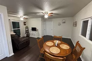 8121 Co Rd 243B, Wildwood, FL 34785 - Photo 13