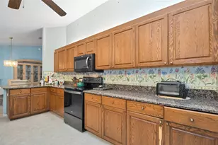 9921 SE 138th Loop, Summerfield, FL 34491 - Photo 11