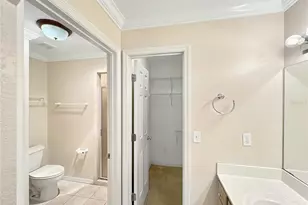 2412 SE 17th Cir, Ocala, FL 34471 - Photo 5