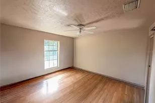 2042 NE 44th St, Ocala, FL 34479 - Photo 9