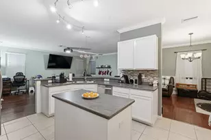 1740 Bonita Bluff Ct, Ruskin, FL 33570 - Photo 13