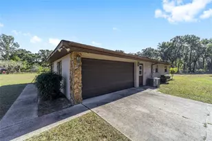 10700 SE Sunset Harbor Rd, Summerfield, FL 34491 - Photo 9