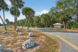 11243 W Bayshore Dr, Crystal River, FL 34429 - Photo 37