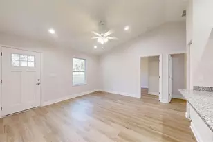 5128 SW South Water Ct, Dunnellon, FL 34431 - Photo 13