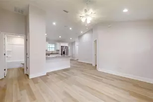 24159 NW Banyan Ln, Dunnellon, FL 34431 - Photo 3