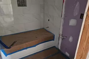 811 40th Ave NE, Saint Petersburg, FL 33703 - Photo 7