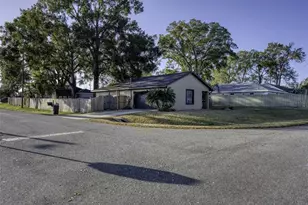 6 Almond Course, Ocala, FL 34472 - Photo 3