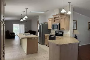 7690 SE 193rd Ave, Morriston, FL 32668 - Photo 13