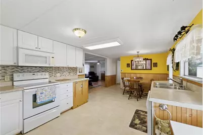 9820 SE 170th Lane, Summerfield, FL 34491 - Photo 17