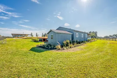 15305 NW 112th Place Road, Morriston, FL 32668 - Photo 19