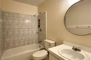 343 E Rosewood Ln, Tavares, FL 32778 - Photo 11