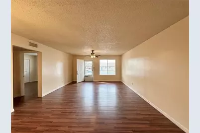 343 E Rosewood Lane #343, Tavares, FL 32778 - Photo 3