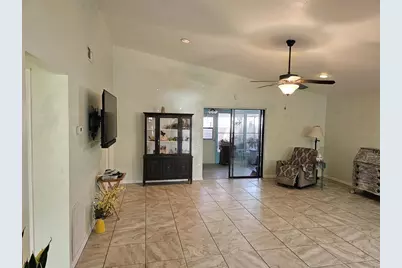 5013 SE 108th Place, Belleview, FL 34420 - Photo 3