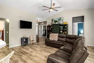 19396 SW 100th Loop, Dunnellon, FL 34432 - Photo 9