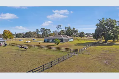 16421 W Highway 326, Morriston, FL 32668 - Photo 11