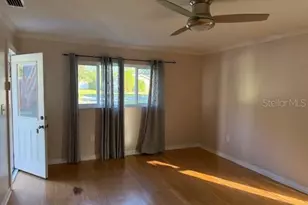 8 Silver Way, Ocala, FL 34472 - Photo 3